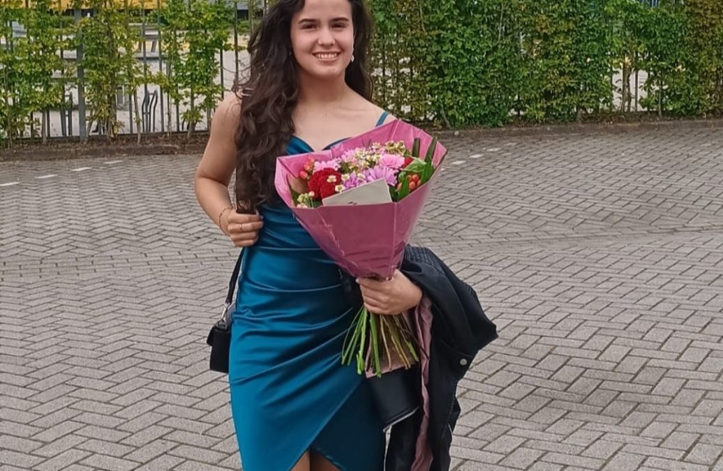 Luna de Koning: Student Helps Out in Home Care